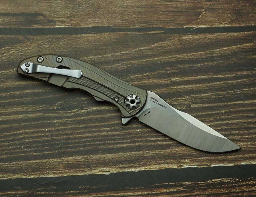 새로운 0609 0609BRZ 접는 칼 마크 20CV  - Pocket Knife Ceramic 리뷰 및 가격